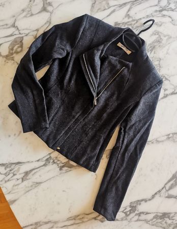 Schmale Wolljacke aus Italien