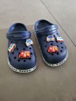 2x Kinder-Clogs (wie Crocs) mit Blaulicht Motiven Gr.28/29