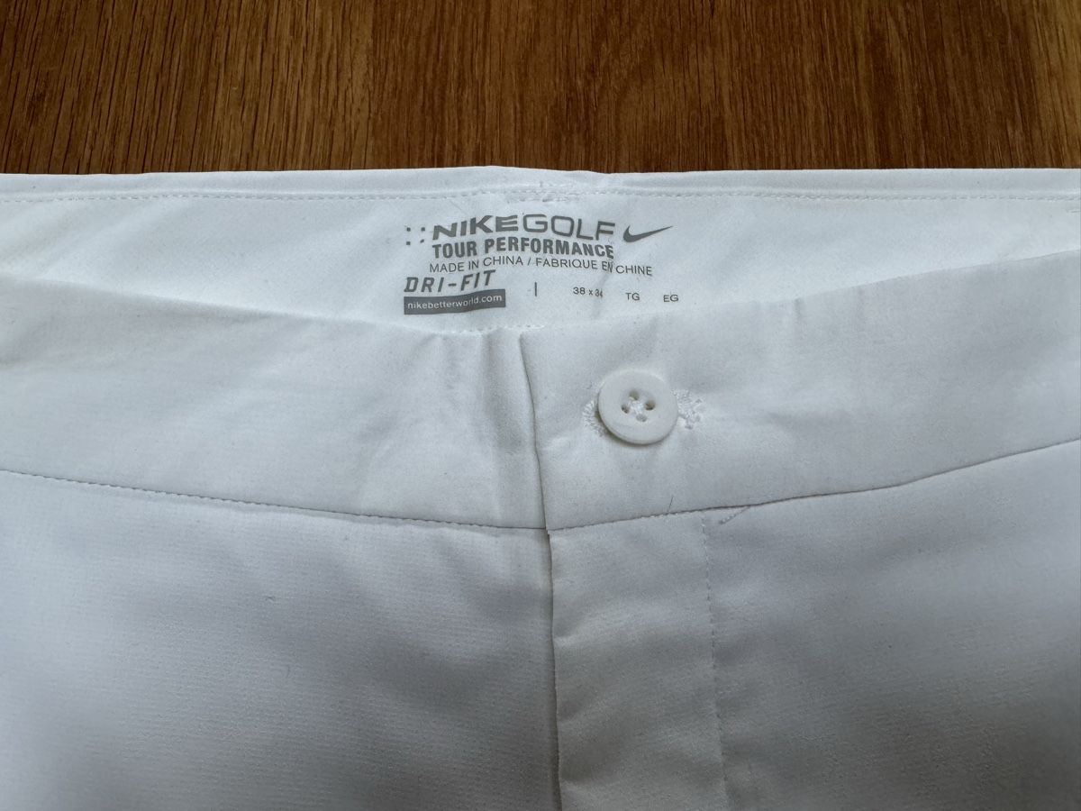 Nike Hosen: NIKE Herren Golf-Freizeithose DRI-FIT Tour Performance Gr.38 – Neu (gemäss Beschreibung) aus Gurmels von topsommer 2