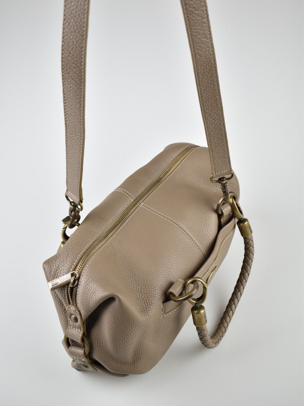 Armani Taschen für Damen: Armani Leder Umhängetasche, vintage – Gebraucht aus Nürensdorf von 2ND_STORY 6