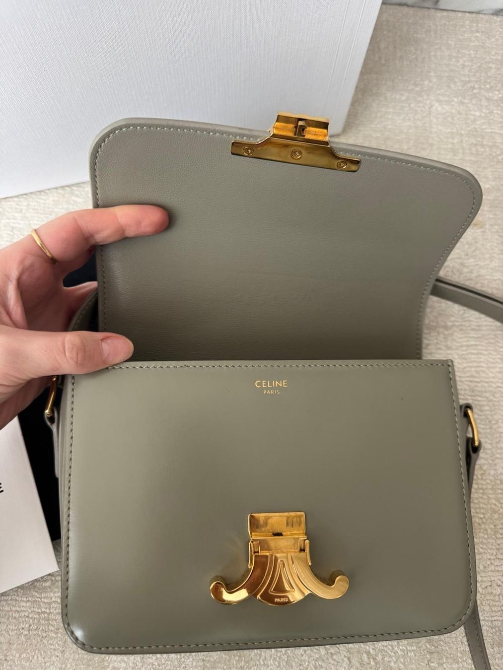 Celine Borse da donna: Céline Triomphe Bag (Shoulder Bag) – Usato da Zürich venduto da Lauri.M 3