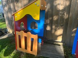 Kinder Spielhaus bunt; super für Garten