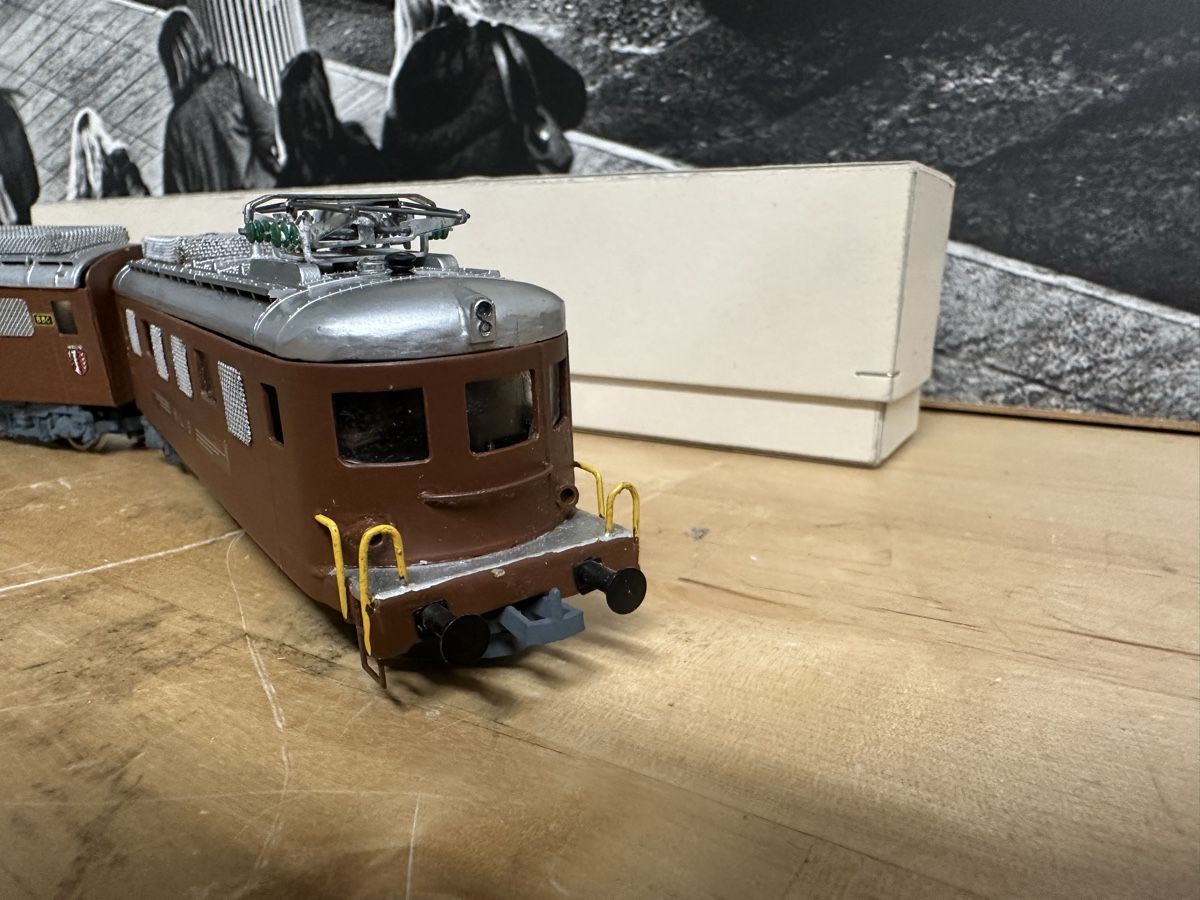 Modelleisenbahnen: Modelleisenbahn LoK BLS 271 – Defekt aus Ebikon von Gaenggeliwaar 5