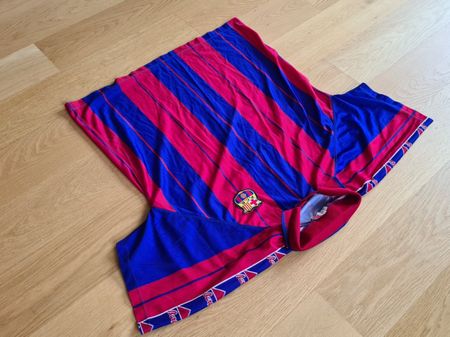 Fussball Sammler Rarität: F.C.B Barcelona Fussball Trikot 97