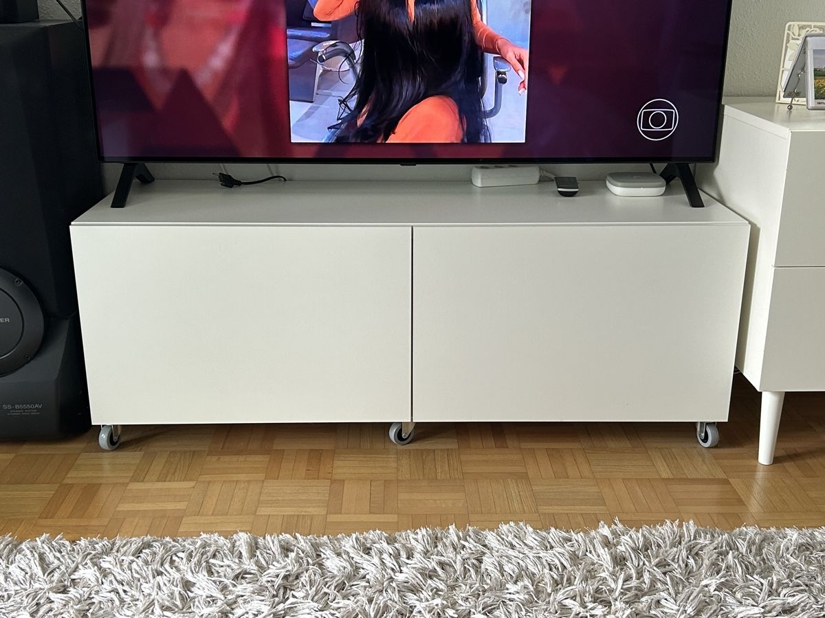 Ikea Mobili TV: IKEA Lowboard BESTA 120cm weiss mit Rollen – Usato da Luzern venduto da zapatae 3