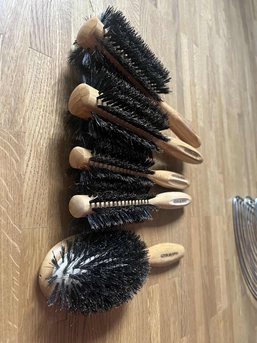 Sonstige Haarpflege: Bürsten Set 5 Teilig – Gebraucht aus Parpan von SonneMondSternen 1