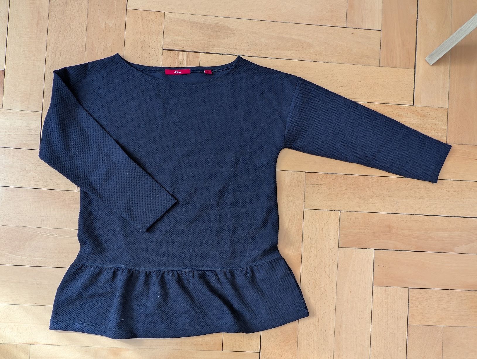 Pullover & Sweatshirts: Pullover von S. Oliver, dunkelblau, Grösse S, wie neu – Gebraucht aus Herisau von Mischoma