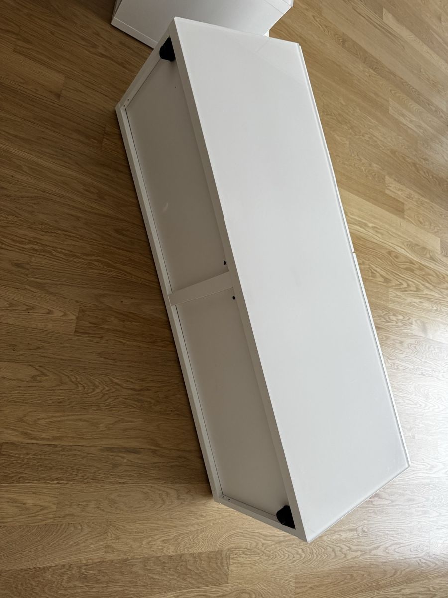 Ikea Mobili TV: Zweiteiliges TV-Möbel-Set – Usato da Ostermundigen venduto da ali_cds7 5