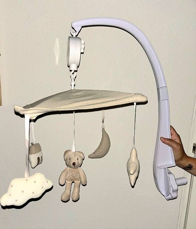 Giocattoli: Pour lit bébé,  Jolie musique  – Usato da Lausanne venduto da RUBY.1990