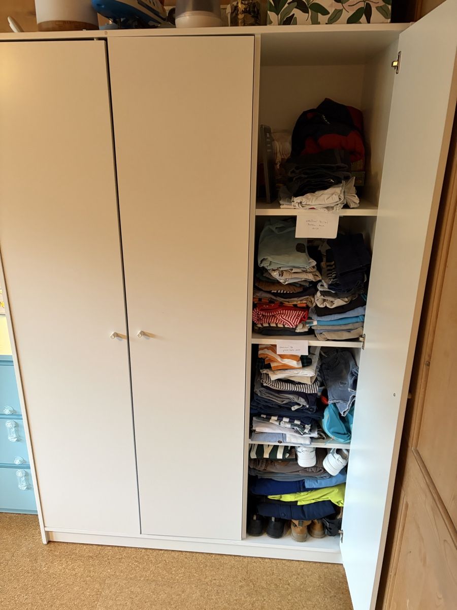 Ikea Schränke: White Wardrobe – Gebraucht aus Klosters Dorf von mis_y95d 1