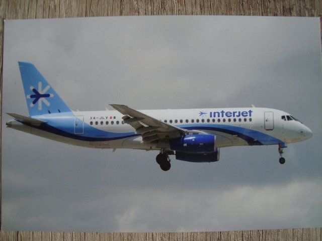 Ansichtskarten: Interjet Sukhoi Superjet 100 XA-JLV – Neu und originalverpackt aus Thun von Abigboss