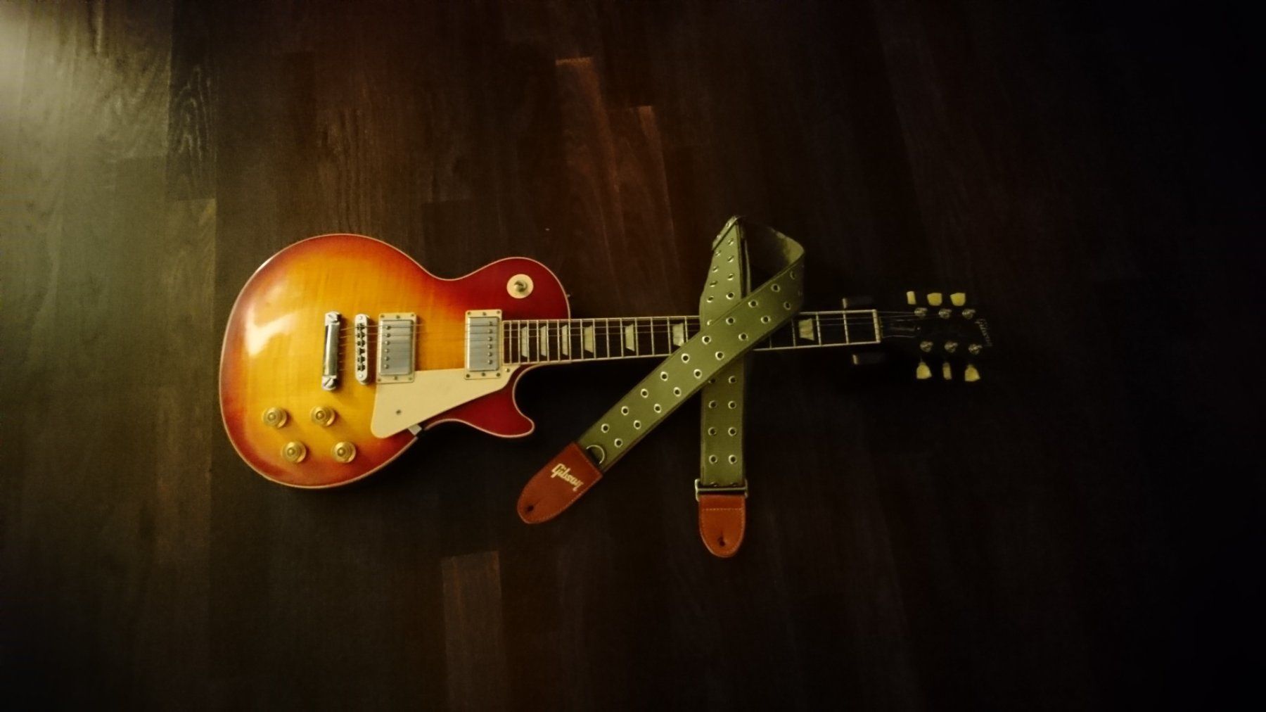 Gibson Strumenti musicali: Gibson Les Paul Traditional 2011 – Usato da Gretzenbach venduto da HorstV 5