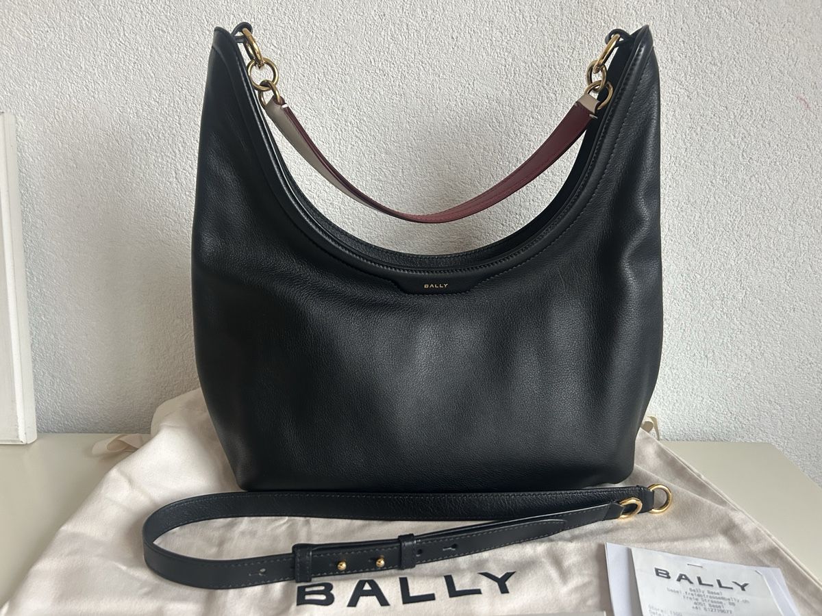 Bally Borse da donna: BALLY CODE HOBO black Size 1, wenig getragen – Usato da Möhlin venduto da seerose6