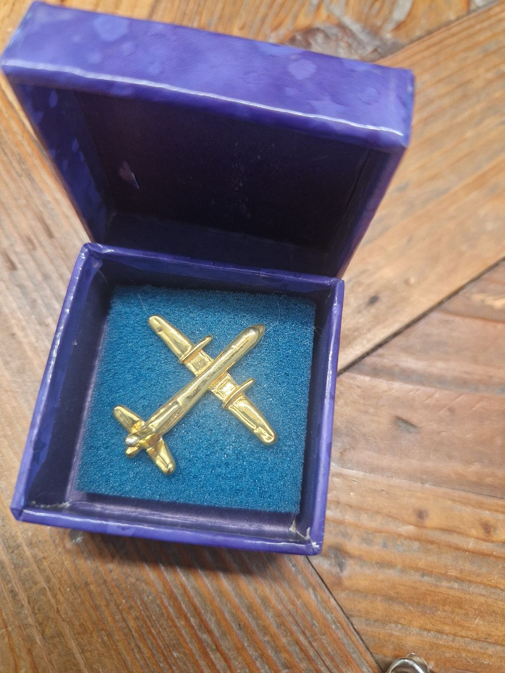 Broschen & Nadeln: Flugzeug Pins, 1x Crossair – Gebraucht aus Wettingen von SC_8777 2