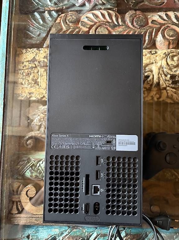 Microsoft Consoles: Xbox Series X 1TB – D'occasion à Matzendorf par fordturbo 1