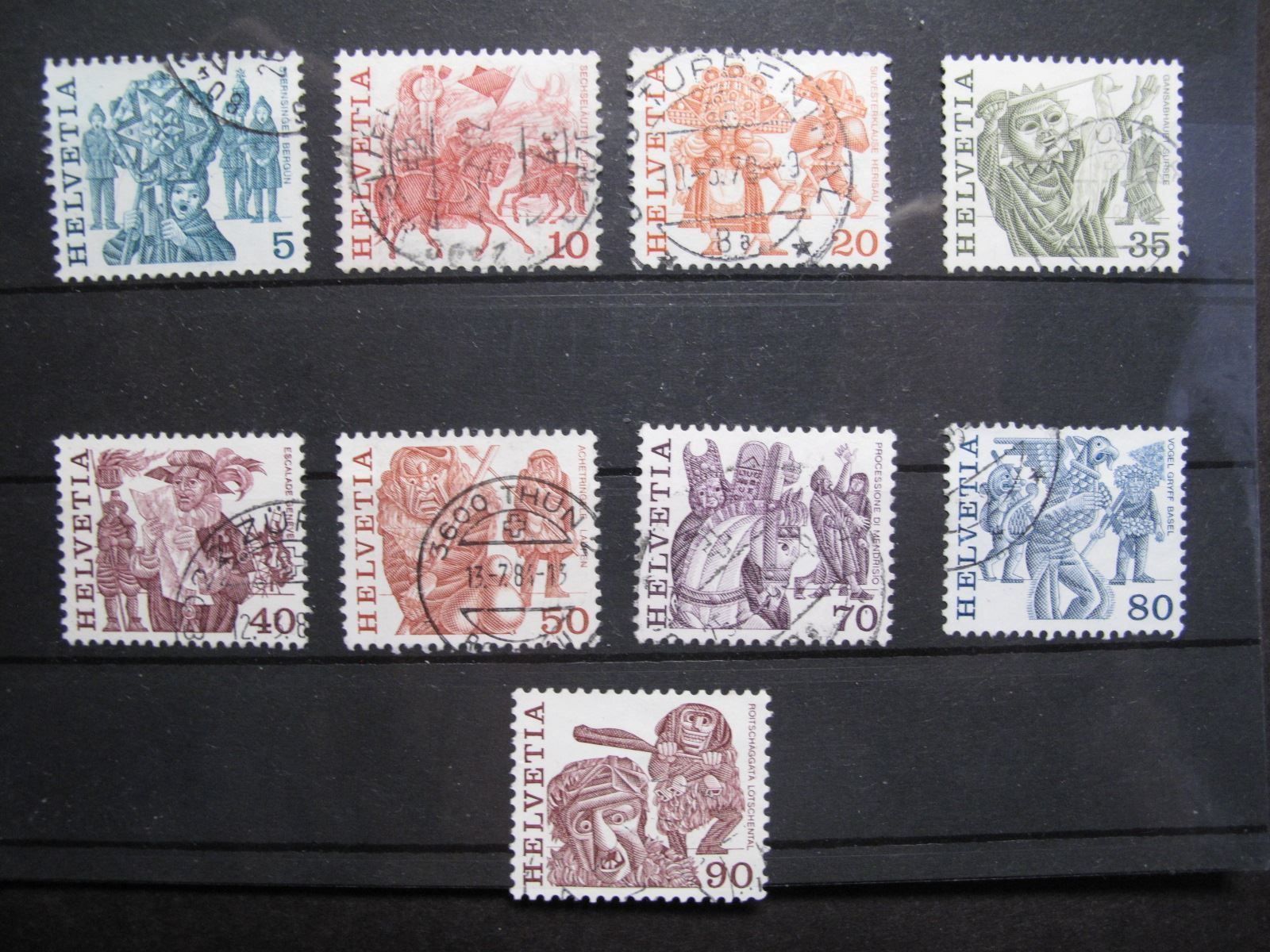 Alle Briefmarken: 1977 Volksbräuche  gest – Gebraucht aus Wil SG von fva01