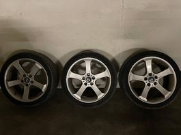 Originale Bmw Kompletträder mit 245/40 19 Michelin-Reifen