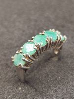 Vintage 925er Silber Ring mit Roher Smaragd Edelsteine Top