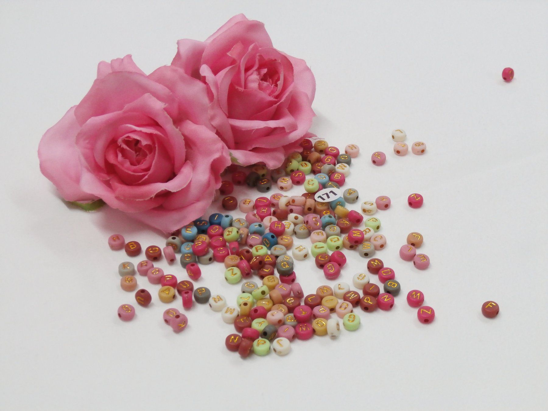Perle (finte): 440 Acryl Perlen Buchstaben (171) – Nuovo e nell'imballaggio originale da Blatten b. Naters venduto da Hobschelti