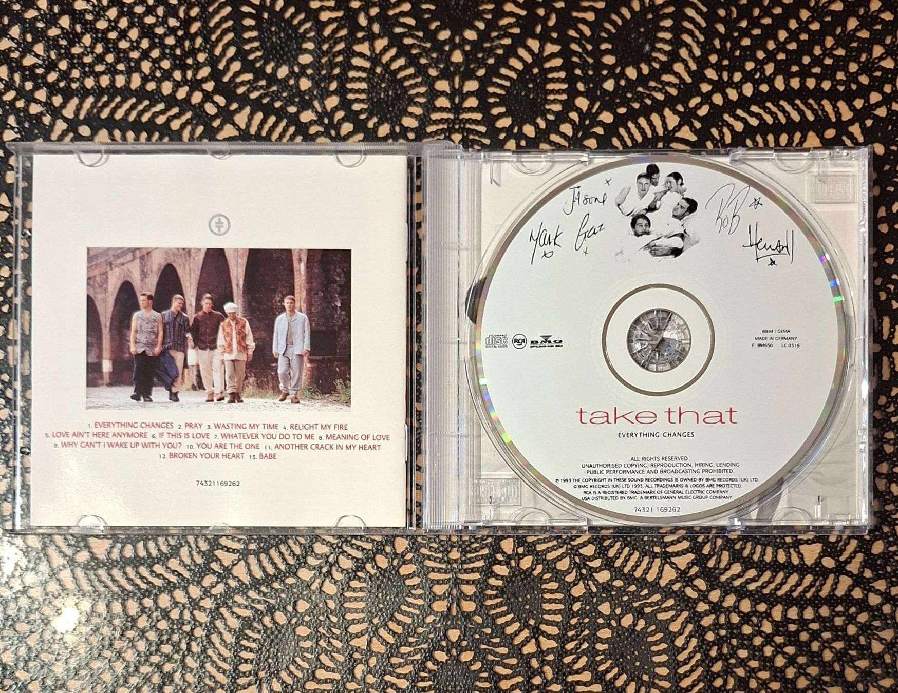 CDs: Take That - Everything Changes, UK Pop CD Album 1993 – D'occasion à Amriswil par Celini3 2