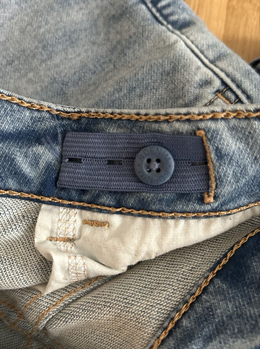 H&M Jeans: 2 Stück Jeans Shorts Gr.128 – Nuovo (secondo la descrizione) da Kilchberg ZH venduto da Traumfaenger01 4