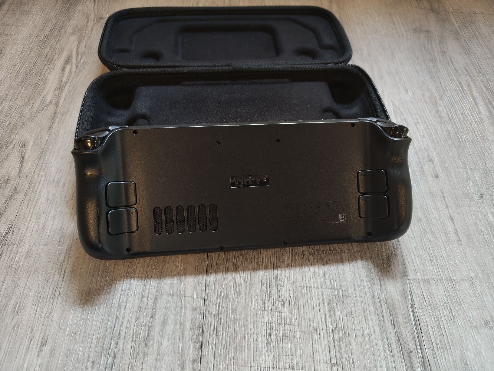 Valve Konsolen: Steam Deck 1 TB SSD + Dockingstation  Preis VB – Gebraucht aus Biel-Benken BL von Atlon 1