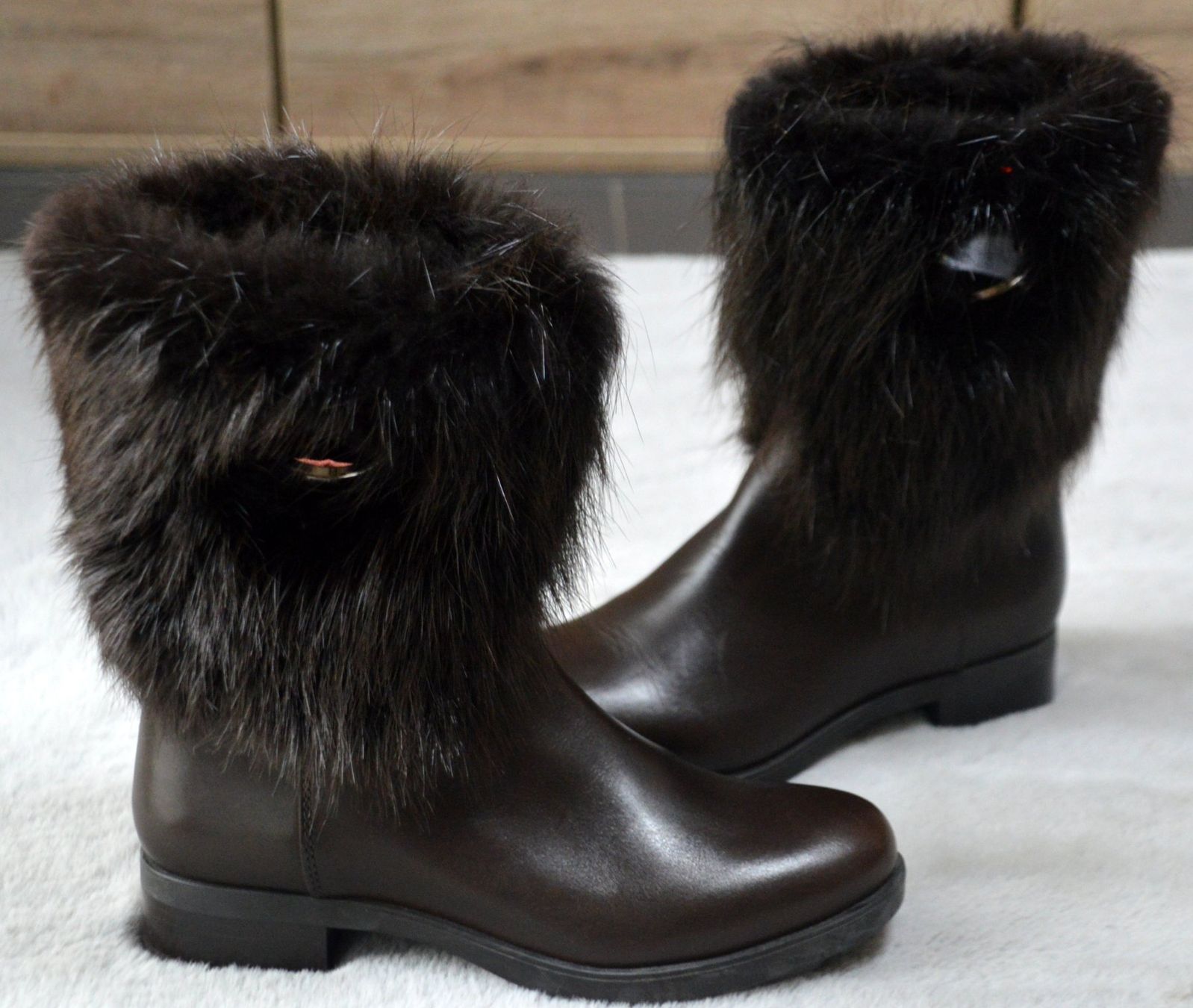 Moncler Scarpe da donna: Boots / bottes Moncler .36 – Usato da Collonges venduto da Auganien 3