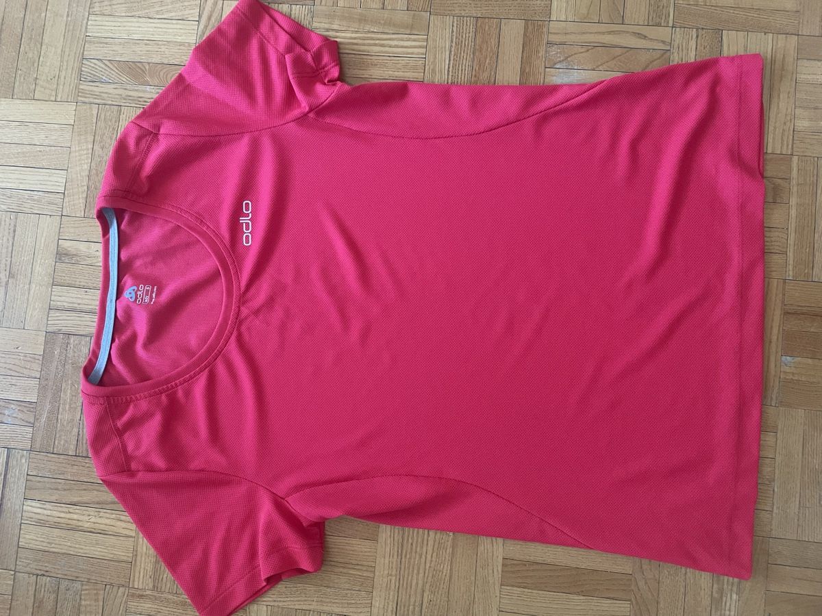 Odlo T-shirt: ODLO t.Schirt gr S – Usato da Gutenswil venduto da Bregenzer8610