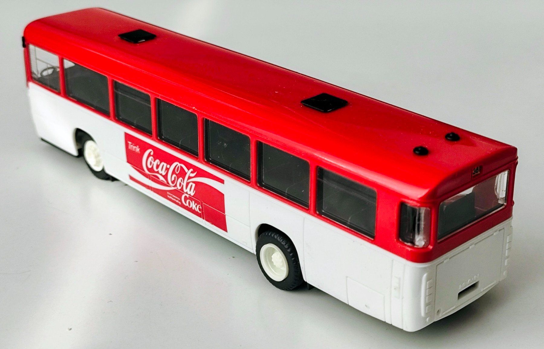 Coca-Cola Modellini d'auto: Coca-Cola Bus - MAN  Herpa Länge 13,5 cm – Usato da Pfäffikon ZH venduto da Colacity 2