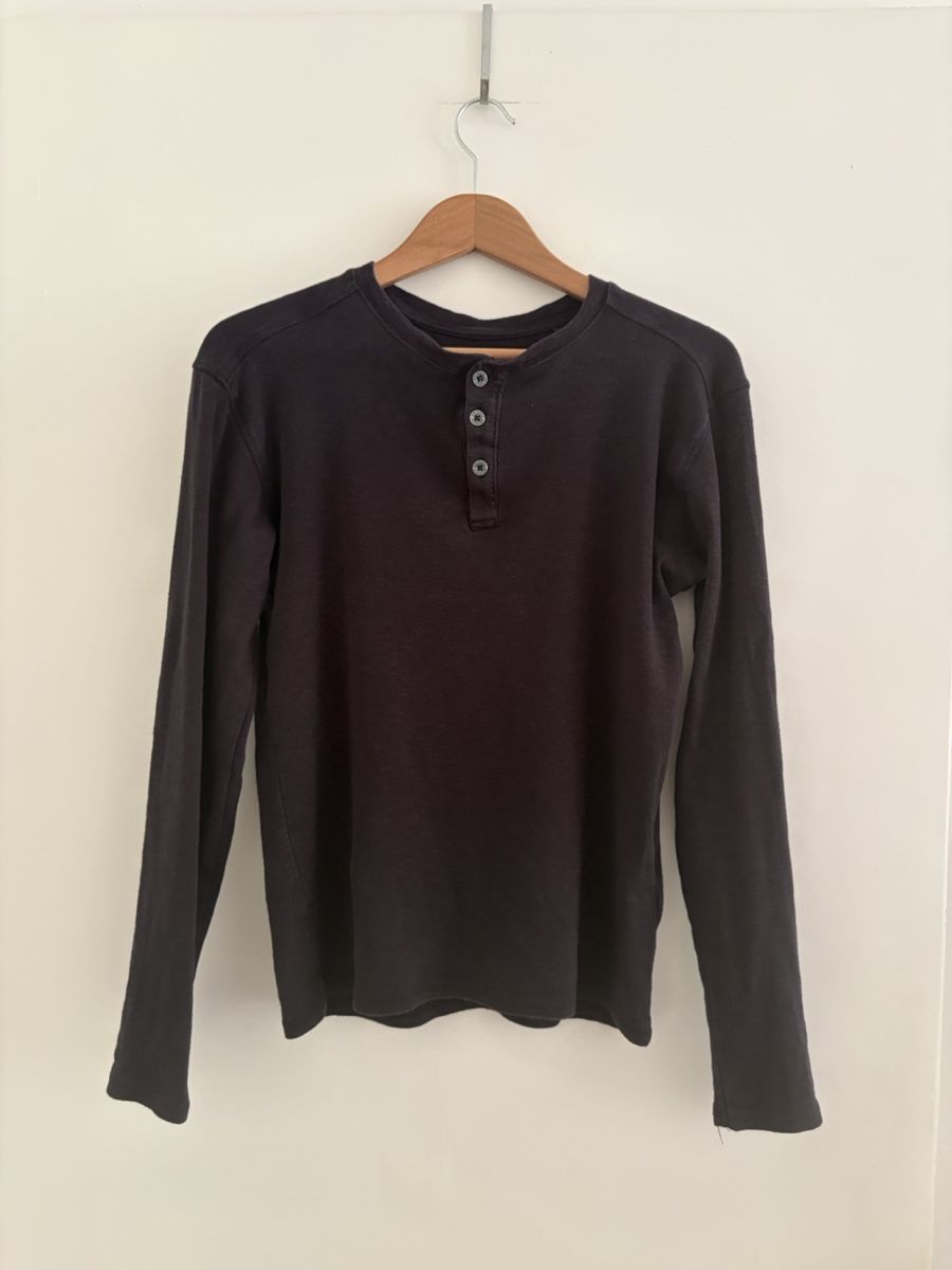 T-shirts: Langarm Henley Shirt Grösse S – D'occasion à Basel par val_c6ww