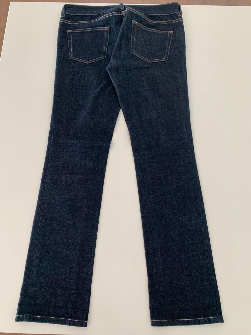 Celine Jeans: CELINE jeans neufs M/38FR/42IT – Nuovo e nell'imballaggio originale da Morges venduto da Imade1 2