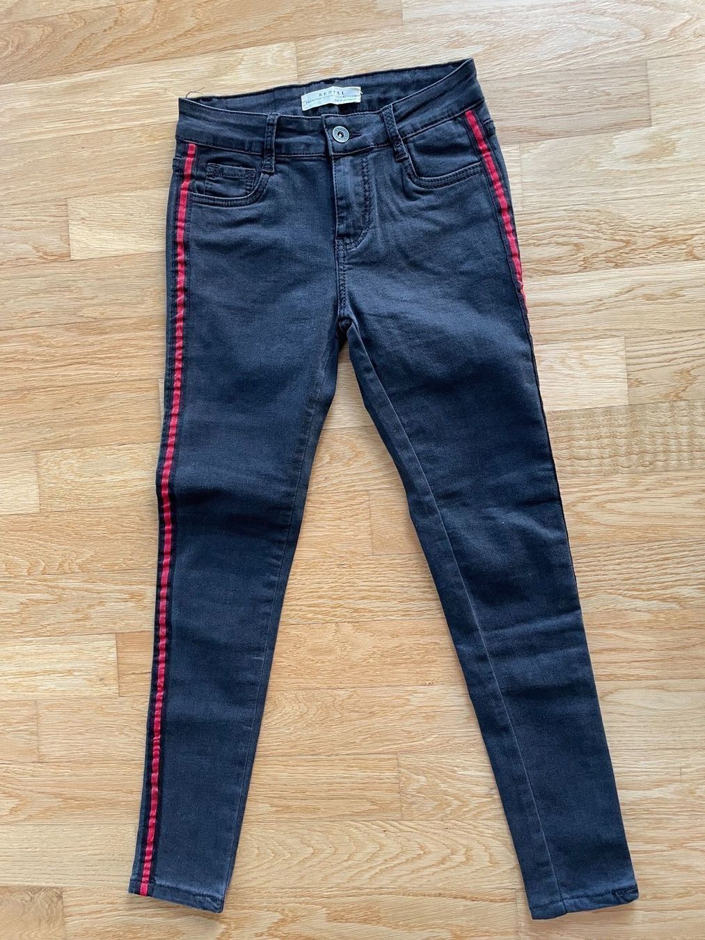 Jeans: Jeanshose Redial Gr. S – Usato da Möhlin venduto da Halylea