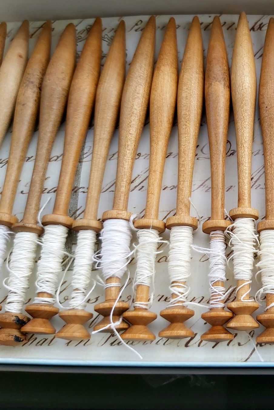 Cerchi da ricamo: Klöppelstäbchen aus Holz – Usato da Bern venduto da aronari 5