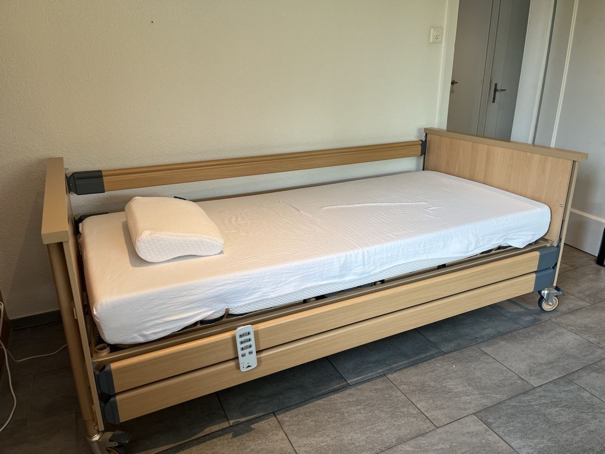 Lits: Pflegebett Burmeier Dali – D'occasion à Burgdorf par gab_bf55