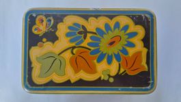 Art Deco Blechdose 30er Jahre / Blumen Käfer Schmetterling