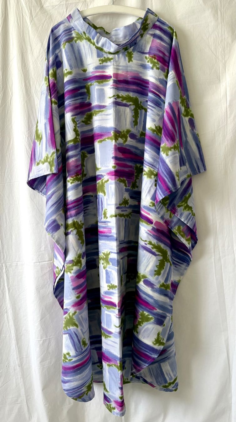 Robes: Vintage Kaftankleid lilafarben – D'occasion à Oberrieden par pet_n2c2