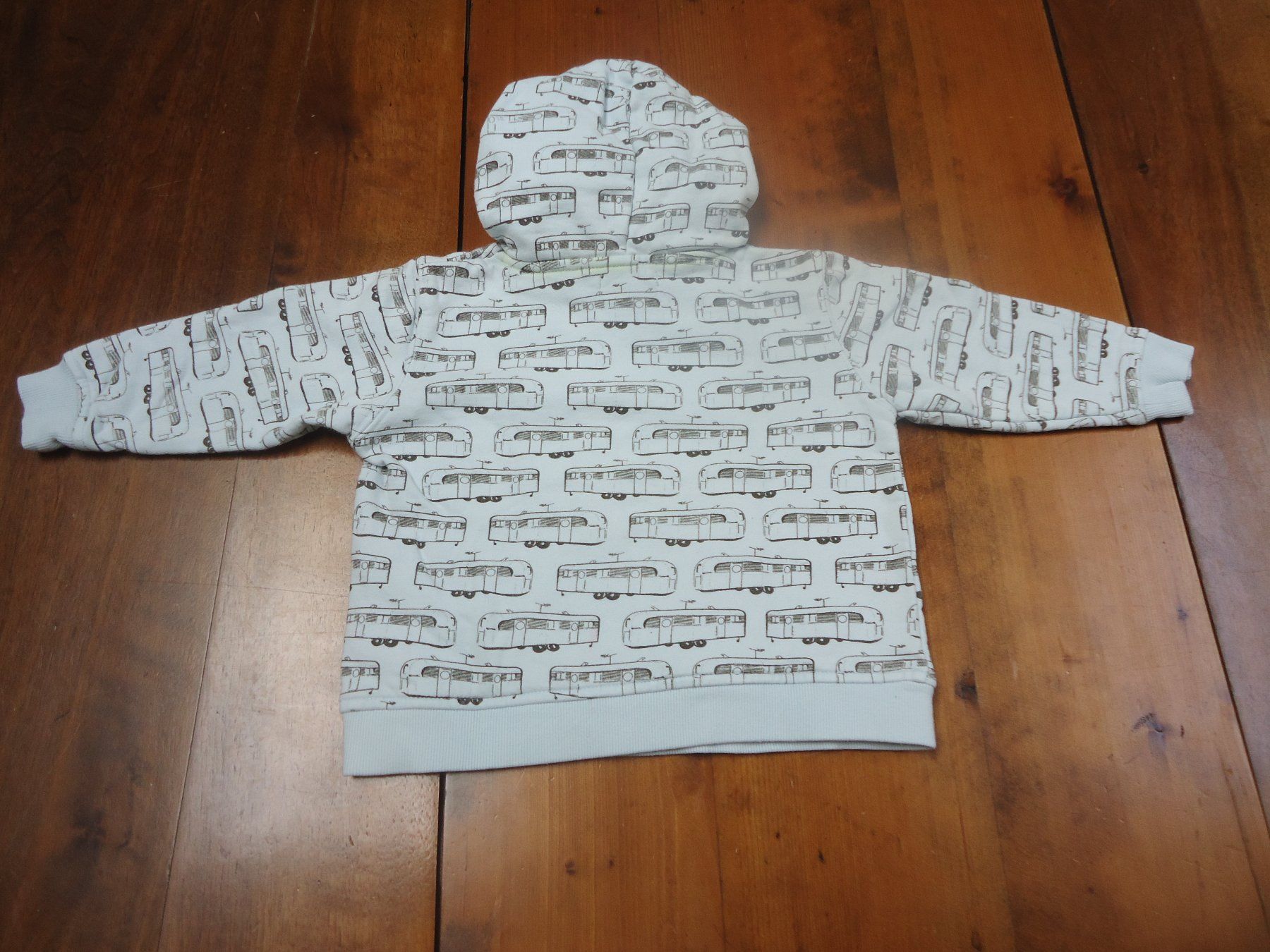 Minymo Pullover & Sweatshirts: Pull à capuche - 98 3 ans - Motif : Caravanes - Minymo – Gebraucht aus Vessy von mafabe 2