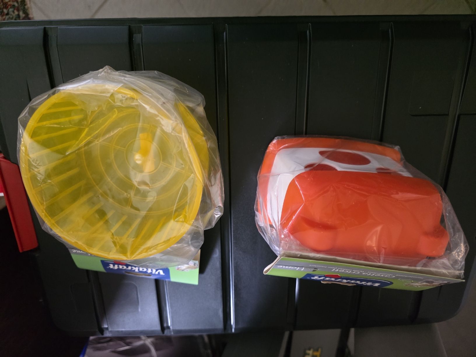 Gabbie, trasporto & Sicurezza: Casetta e ruota per gabbia criceto – Nuovo e nell'imballaggio originale da Rancate venduto da Chrisbiro 1