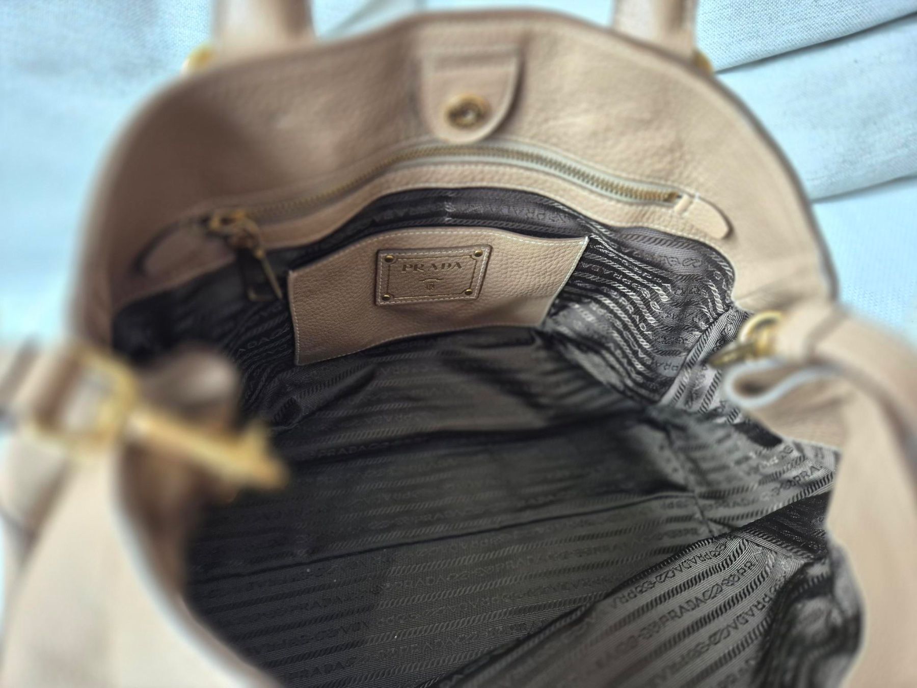 Prada Borse da donna: Prada Handtasche (Original) – Usato da Zug venduto da shoppingqueen10 4