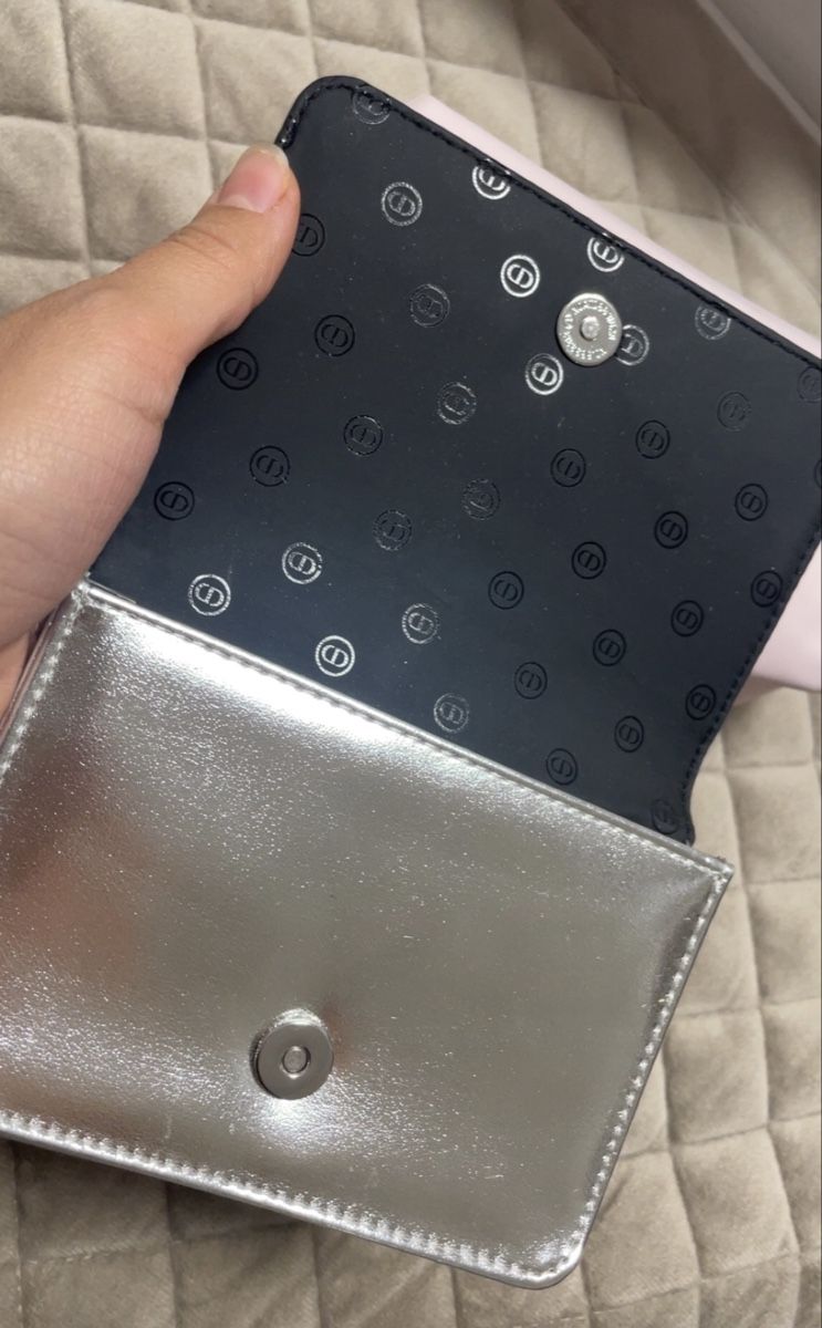Dior Taschen für Damen: Dior makeup Tasche – Neu (gemäss Beschreibung) aus Dietikon von Shopping100 1