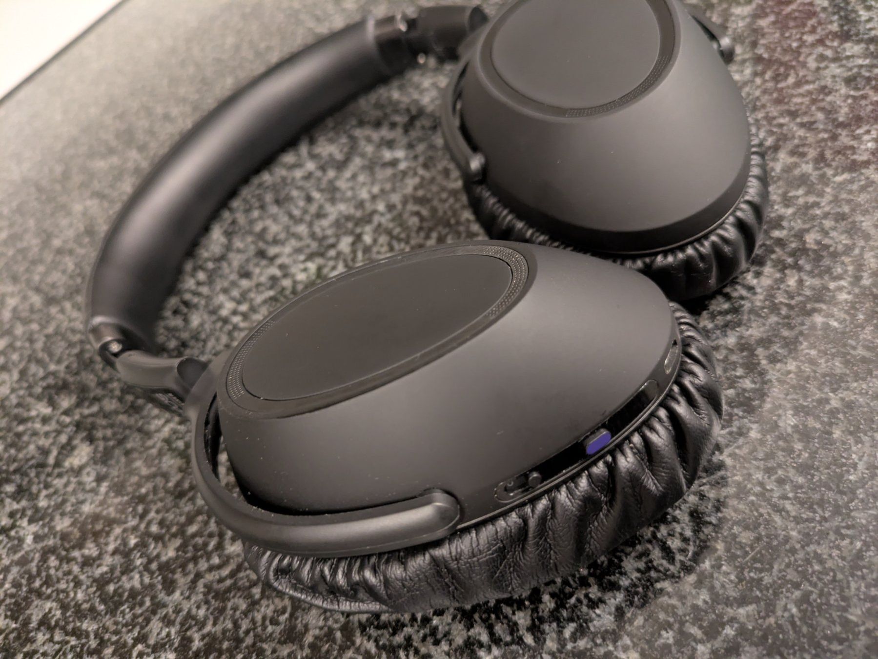 Sennheiser Cuffie: EPOS/Sennheiser Adapt 660 Kopfhörer, wie Neu – Nuovo (secondo la descrizione) da Ittigen venduto da Deriento 2