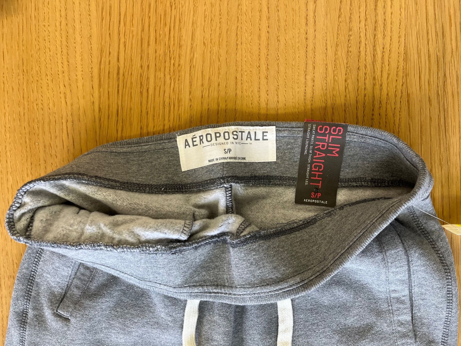 Hosen: AÉROPOSTALE Jogginghose, Trainerhose, Freizeithose, Gr. S/P – Gebraucht aus Netstal von spaltflo01 2