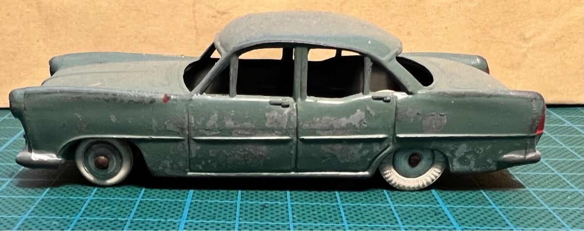 Modellini d'auto: Simca Vedette Modellauto  – Usato da Sevelen venduto da Ritiplampi