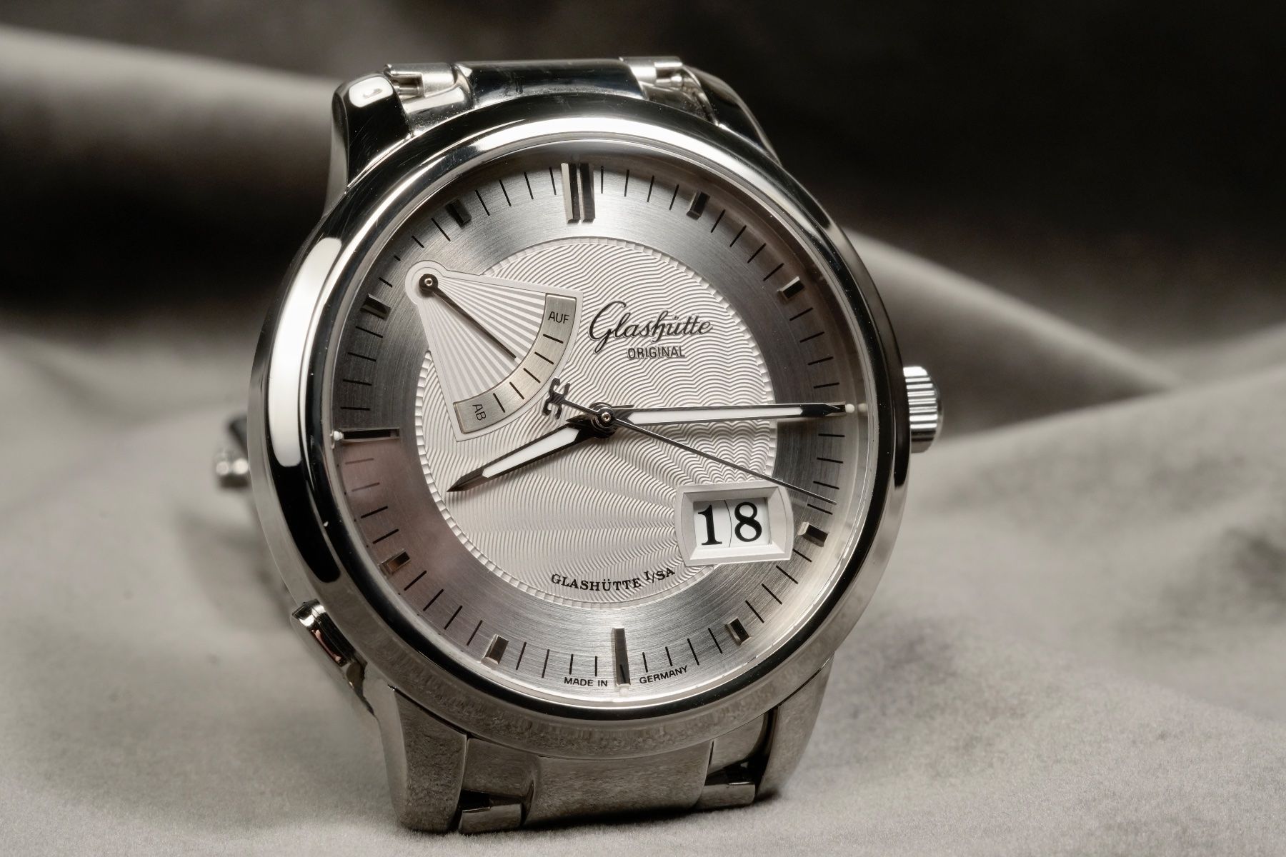 Glashütte Orologi: Glashutte Original - Panorama Date Power Reserve – Usato da Morcote venduto da chronoservice 2