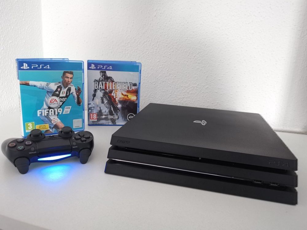 PS4 PRO 1TB HDD, Systemsoftware 10.01 + Controller + 2 Games 