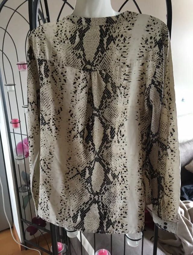 Tuniken: Blouse haut serpent picots  python M – Gebraucht aus Genève von Libellule477 2