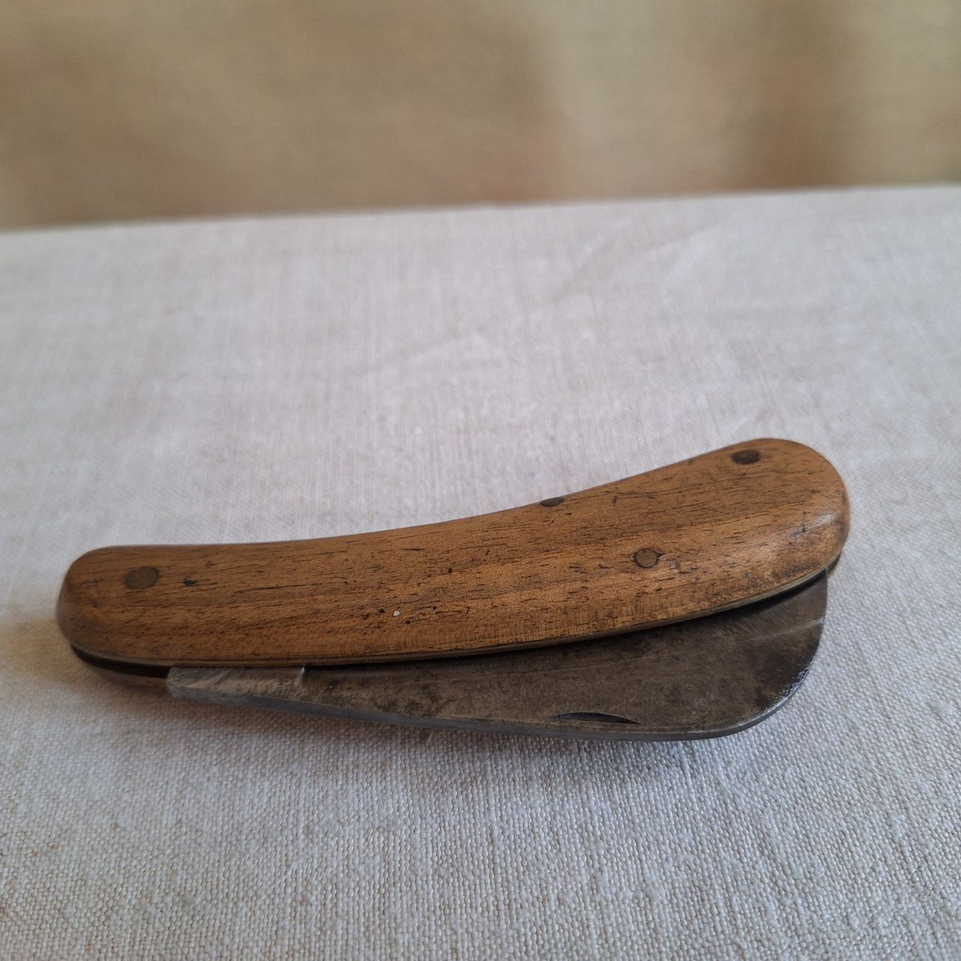 Zubehör: Versand möglich, altes Klappmesser, Holzgriff, Initialen J Z – Gebraucht aus Winterthur von Goldpipau