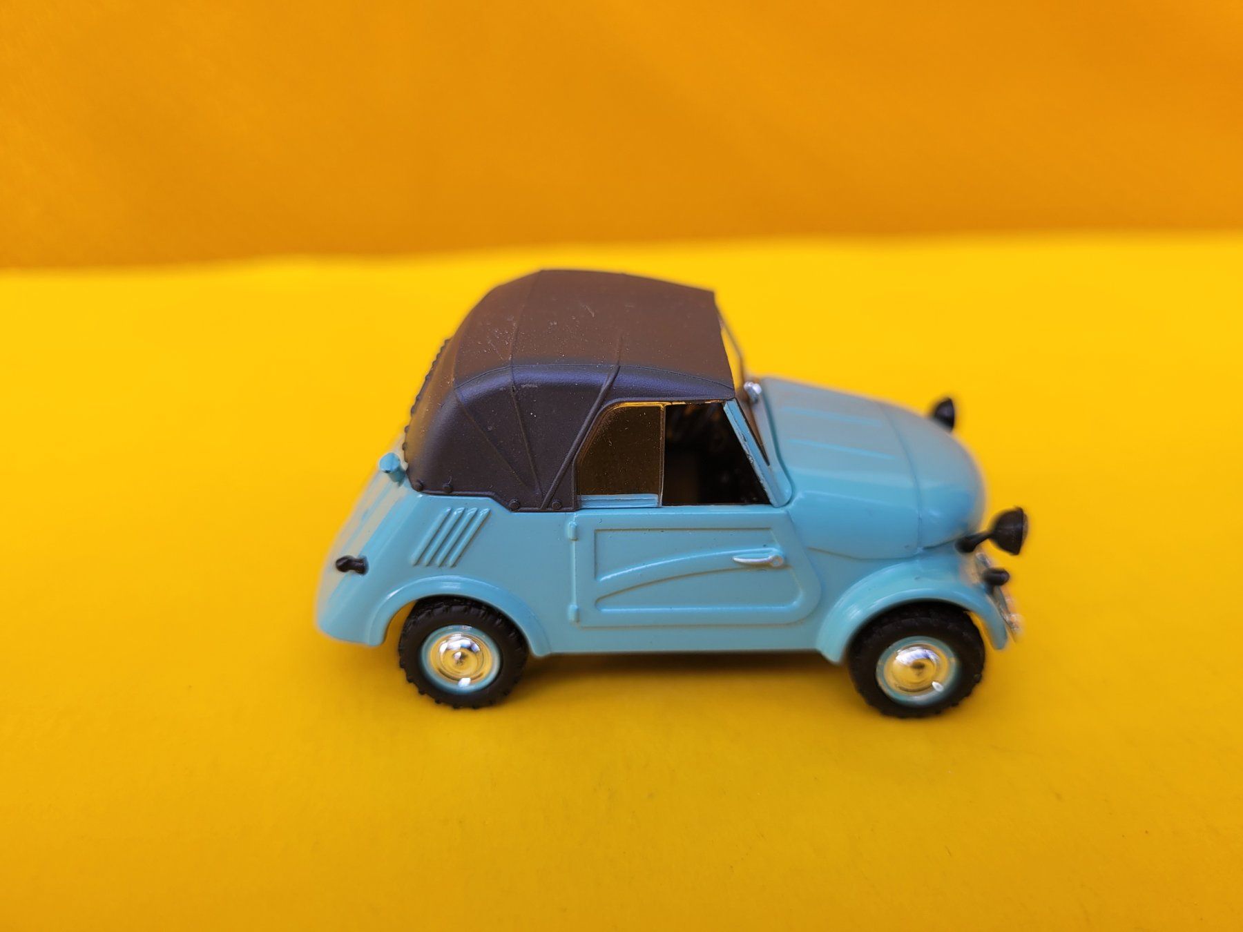 Voitures modèles: SMZ  S3A microcar 1:43 DeA – Neuf (Voir description) à Domdidier par Bimbo57 2