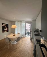Cooles ensemble; Tisch & 6 Stühle Vitra