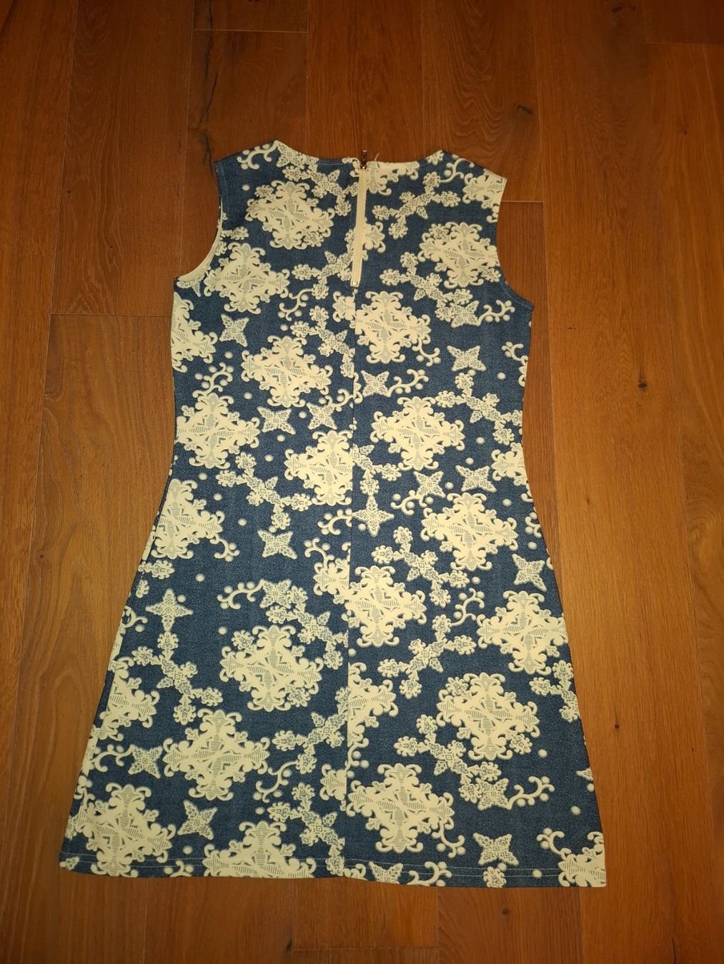 Vestiti: Sommerkleid mit Blumenmuster – Usato da Lungern venduto da Jordi21 1